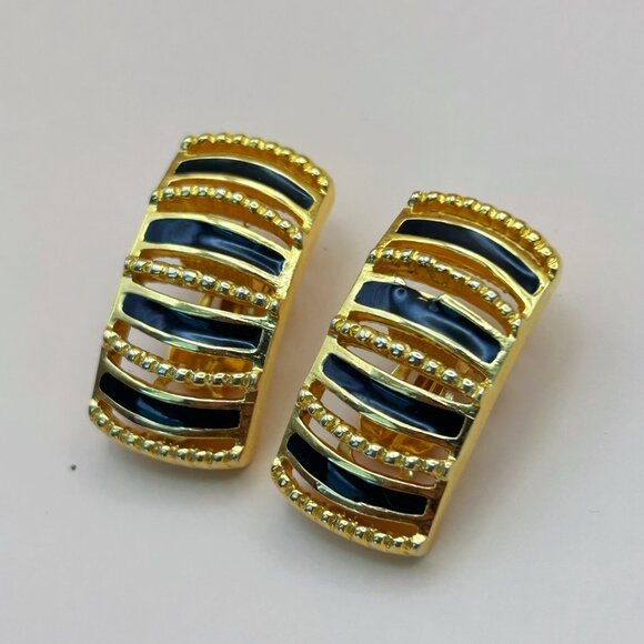 Vintage 1980s Piscitelli Clip-On Earrings, Gold Tone with Black Enamel Stripes - Picture 8 of 8